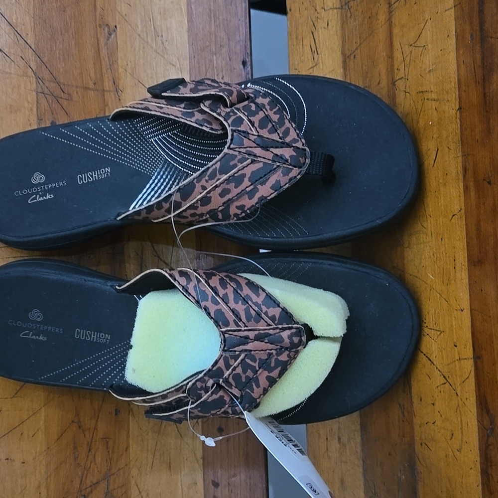 CLARKS CLOUDSTEPPERS CUSHION SOFT BREEZE SEA BLACK TAN ANIMAL PRINT NEW SIZE 6 - Picture 8 of 13